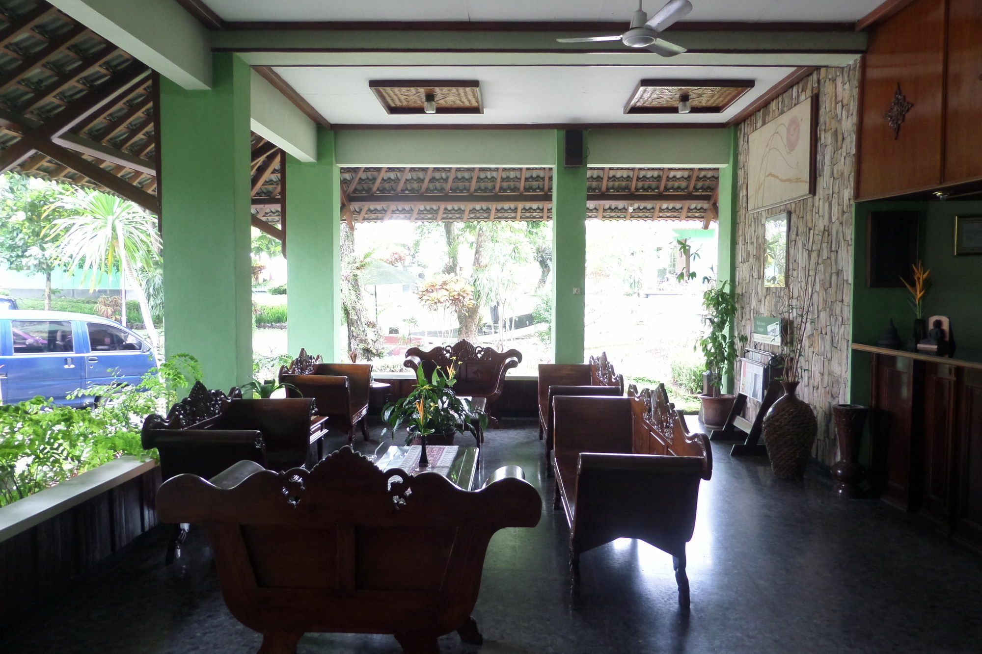 Poeri Devata Resort Hotel Prambanan Extérieur photo