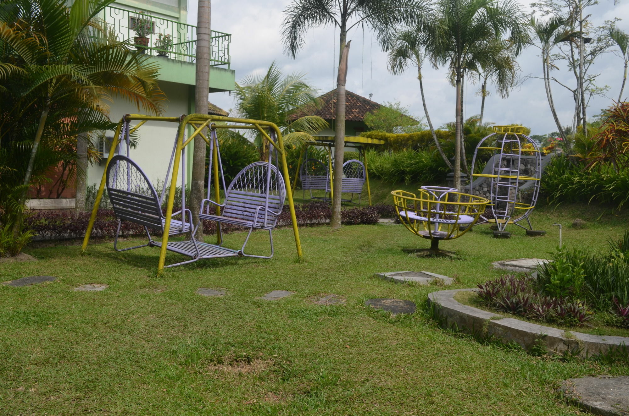 Poeri Devata Resort Hotel Prambanan Extérieur photo