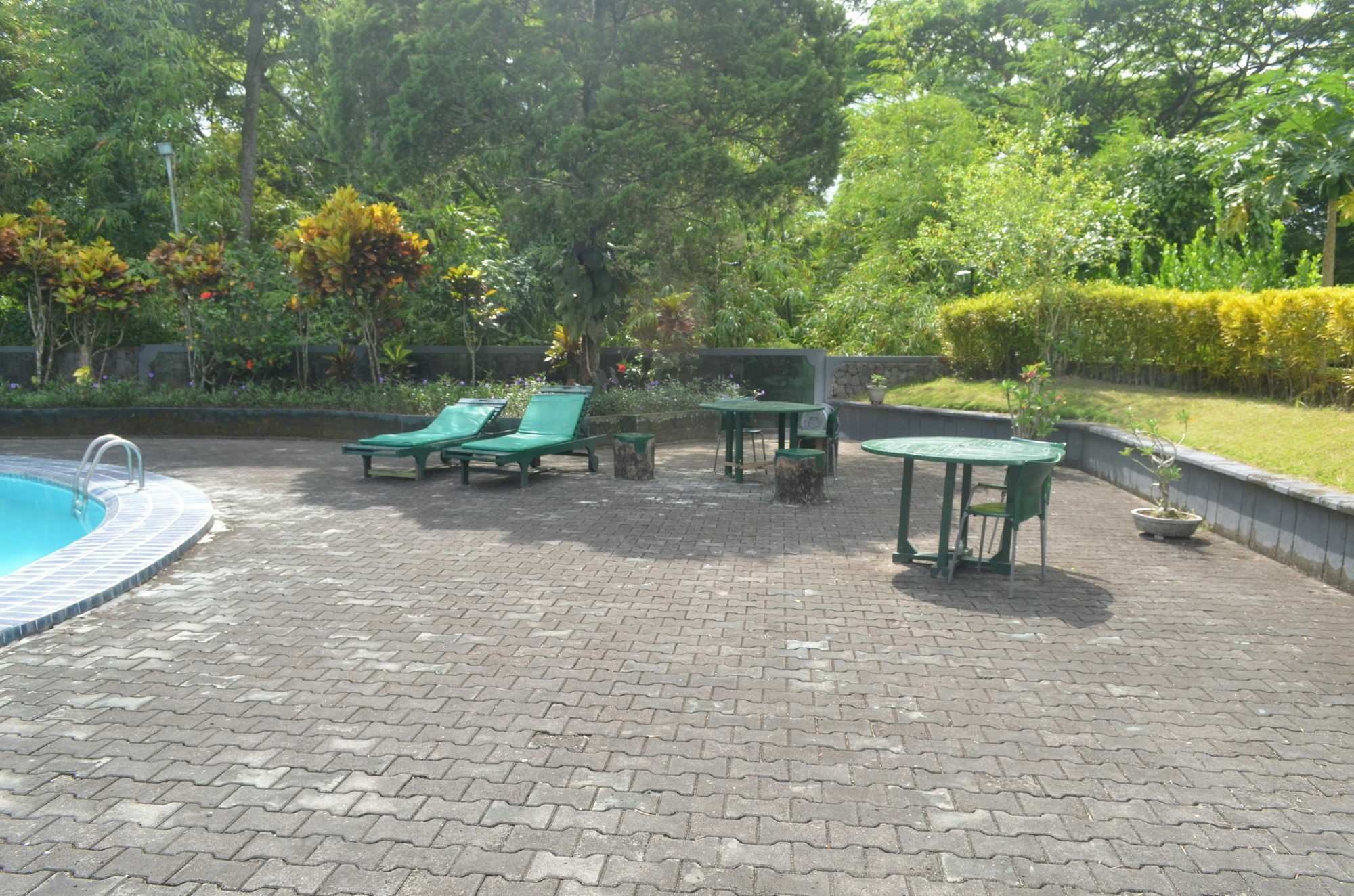 Poeri Devata Resort Hotel Prambanan Extérieur photo