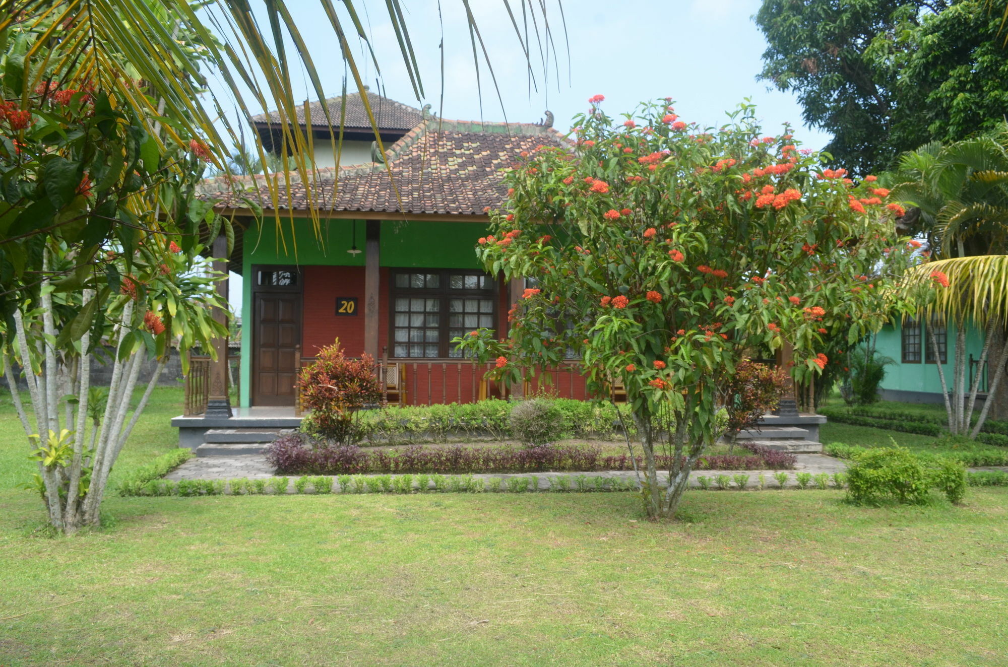 Poeri Devata Resort Hotel Prambanan Extérieur photo