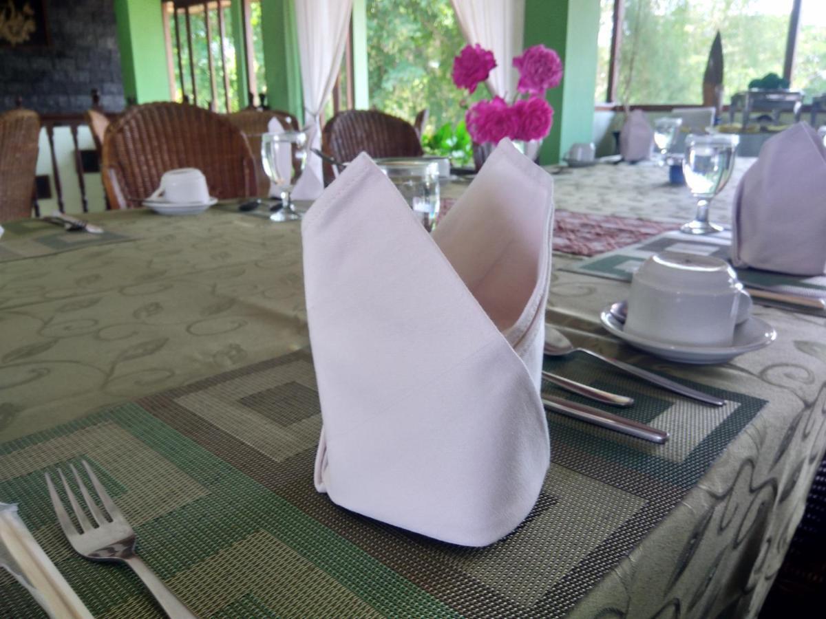 Poeri Devata Resort Hotel Prambanan Extérieur photo
